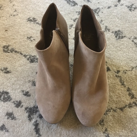 {Gianni Bini} Booties - Picture 1 of 6
